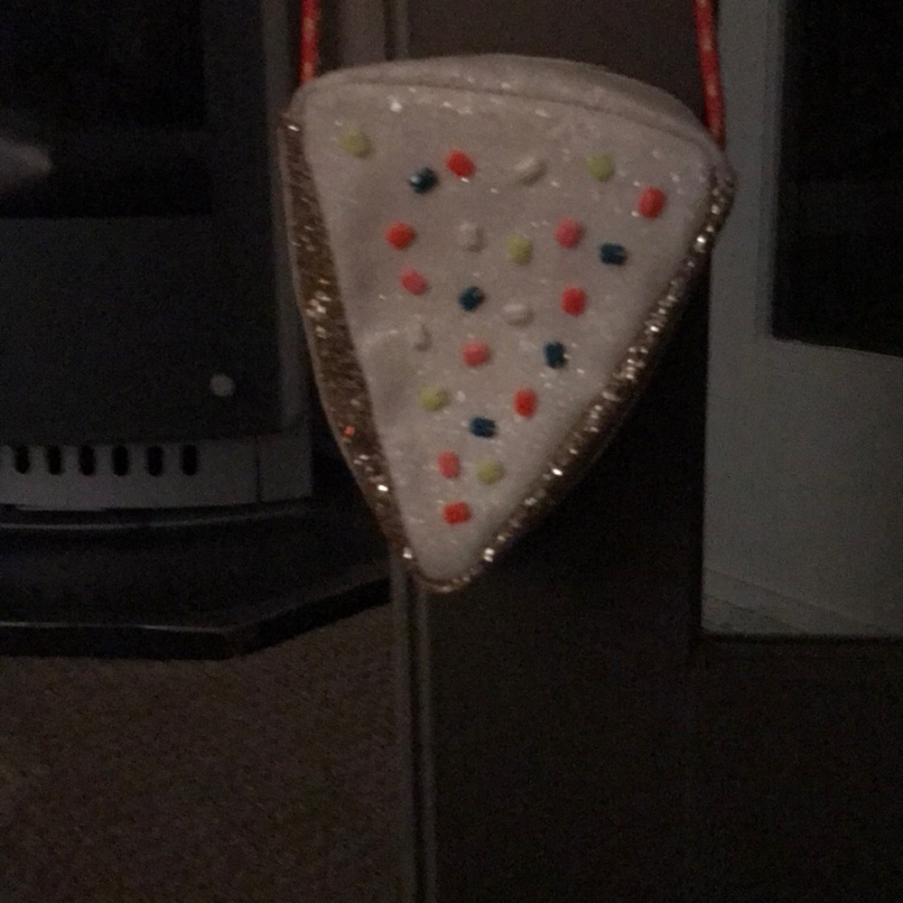 Cake purse